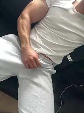 bestofsex99 online show from 28, 2, 2026