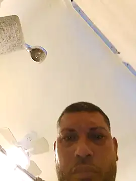 Snapshot of tropikboy chatting on 8, 6, 2026 tropikboy online show from 8, 6, 2026