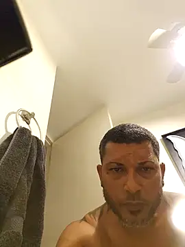 Snapshot of tropikboy chatting on 24, 5, 2026 tropikboy online show from 24, 5, 2026