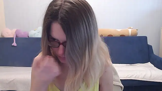 night is dark online show from 7, 11, 2025