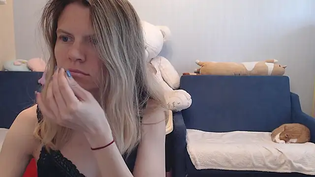 night is dark online show from 14, 5, 2026