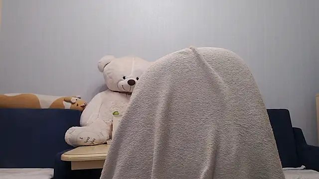 night is dark online show from 14, 11, 2025