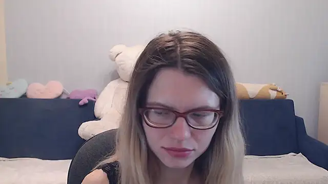 night is dark online show from 21, 11, 2025