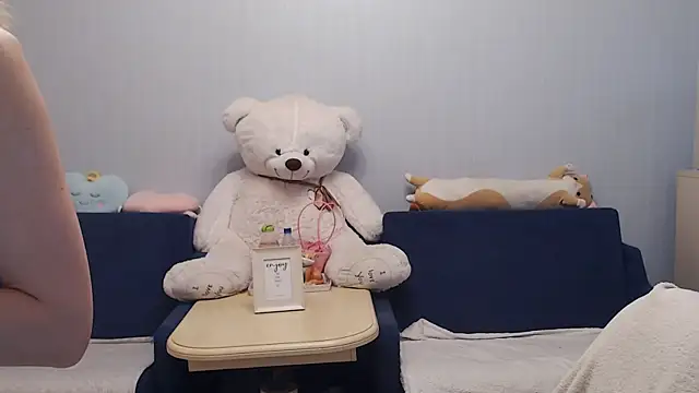 night is dark online show from 30, 10, 2025