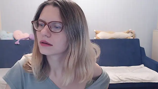 night is dark online show from 10, 11, 2025