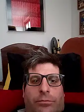 Snapshot of dario84rozz chatting on 19, 3, 2026 dario84rozz online show from 19, 3, 2026