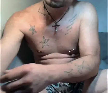 IxanSantiago95 online show from 8, 10, 2025