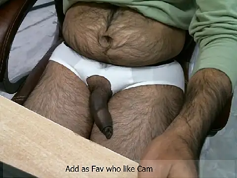 Snapshot of desioldguy chatting on 8, 11, 2025 desioldguy online show from 8, 11, 2025