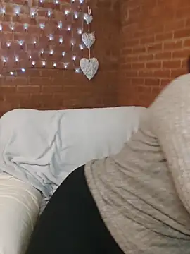 Lilybanx online show from 28, 3, 2026