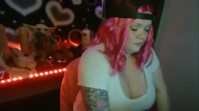 HoneyChambers online show from 20, 5, 2026