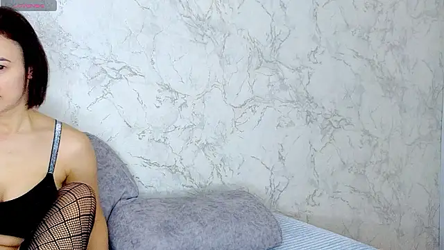 sweeetgirls2021 online show from 5, 2, 2026