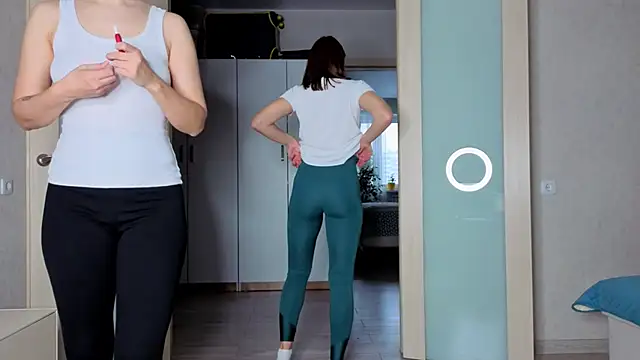 sweeetgirls2021 online show from 12, 1, 2026