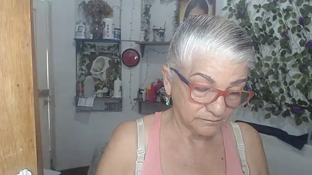 FunnyGrandma online show from 22, 5, 2026