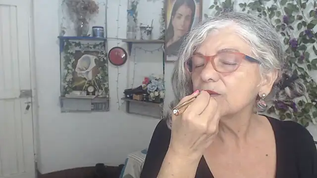 FunnyGrandma online show from 7, 3, 2026