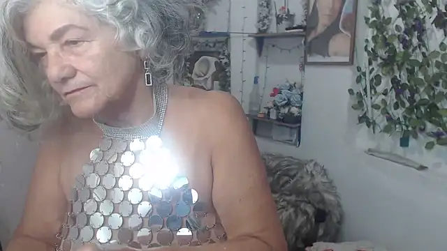 FunnyGrandma online show from 7, 10, 2025