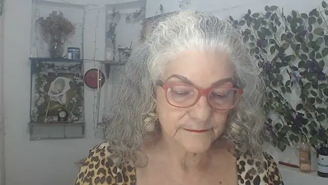 FunnyGrandma online show from 13, 2, 2026