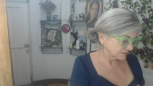 FunnyGrandma online show from 16, 7, 2026