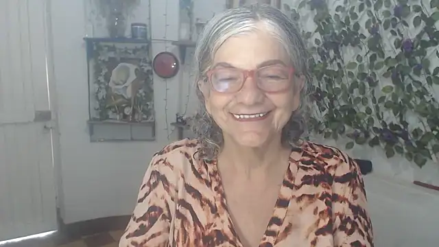 FunnyGrandma online show from 18, 2, 2026