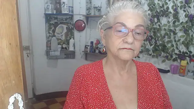 FunnyGrandma online show from 5, 5, 2026