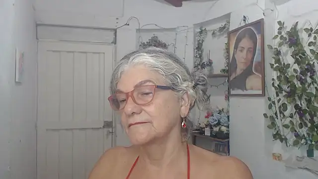 FunnyGrandma online show from 24, 9, 2025