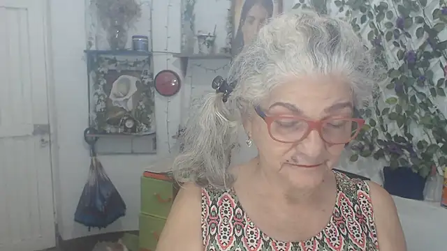 FunnyGrandma online show from 4, 2, 2026