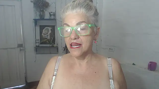 FunnyGrandma online show from 2, 8, 2026
