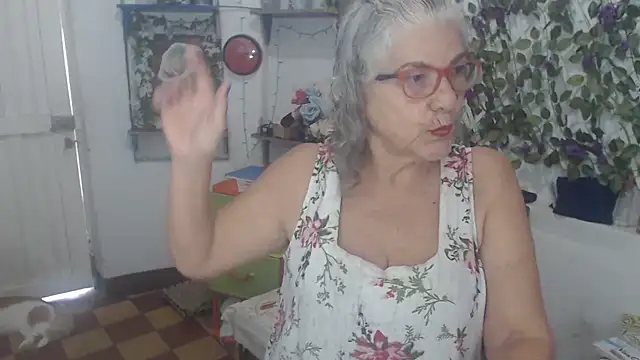 FunnyGrandma online show from 5, 2, 2026