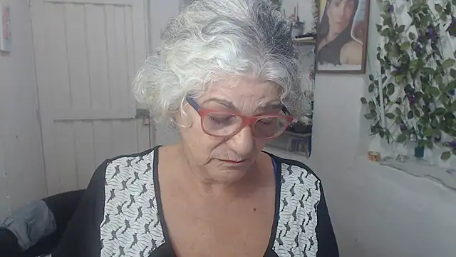 FunnyGrandma online show from 30, 9, 2025