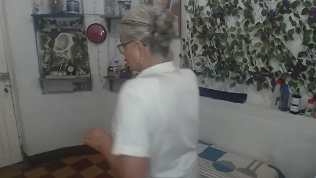 FunnyGrandma online show from 23, 3, 2026