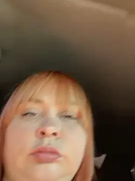 Model9798 online show from 13, 4, 2026