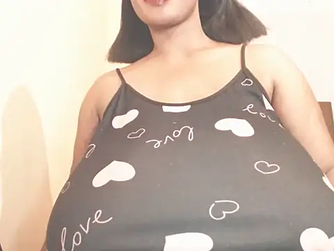 MissTits online show from 1, 5, 2026