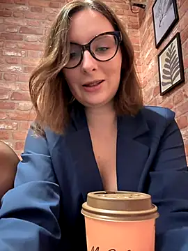 The Snowwhitee online show from 1, 11, 2025