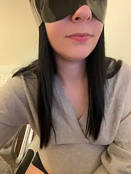 Snapshot of CallMeAngelica chatting on 16, 12, 2025 CallMeAngelica online show from 16, 12, 2025