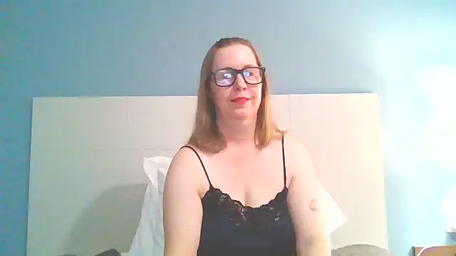 SweetandNaughty1 online show from 4, 3, 2025
