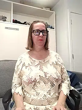 SweetandNaughty1 online show from 14, 1, 2026