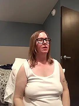 Snapshot of SweetandNaughty1 chatting on 21, 10, 2025 SweetandNaughty1 online show from 21, 10, 2025