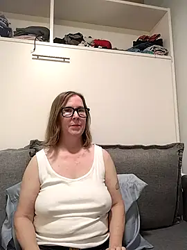 SweetandNaughty1 online show from 5, 6, 2026