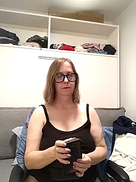 SweetandNaughty1 online show from 16, 6, 2026