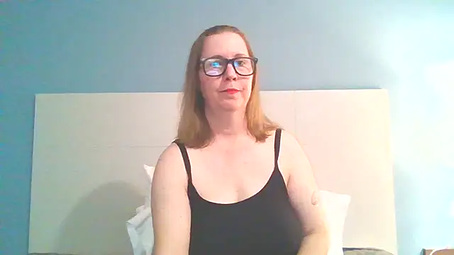 SweetandNaughty1 online show from 5, 3, 2025