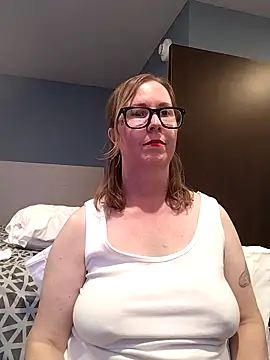 Snapshot of SweetandNaughty1 chatting on 14, 10, 2025 SweetandNaughty1 online show from 14, 10, 2025