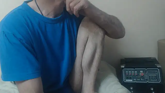 Snapshot of yvesstorm1 chatting on 28, 5, 2026 yvesstorm1 online show from 28, 5, 2026