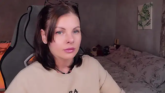 Snapshot of Your_Sweet_Lilu chatting on 31, 7, 2026 Your Sweet Lilu online show from 31, 7, 2026