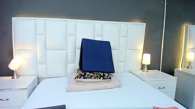 Snapshot of yeral2017 chatting on 15, 10, 2025 yeral2017 online show from 15, 10, 2025