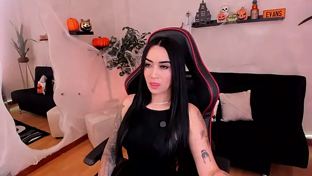 EmmyEvans1 online show from 11, 10, 2025