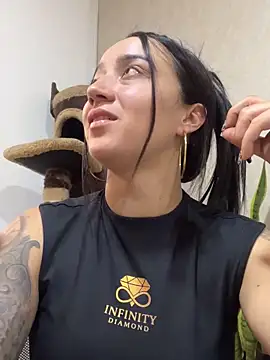 EmmyEvans1 online show from 16, 12, 2025