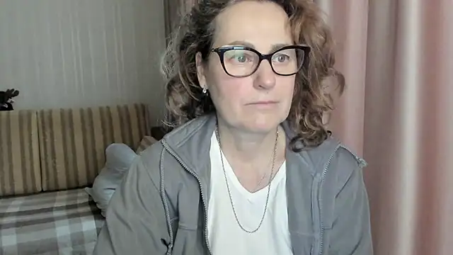 lauraoven online show from 5, 2, 2025