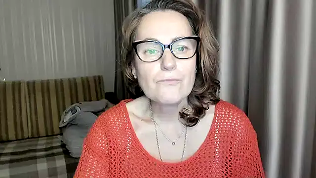 lauraoven online show from 11, 2, 2025