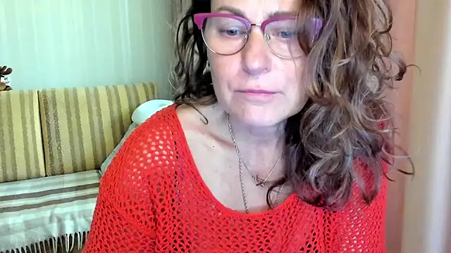 lauraoven online show from 8, 10, 2025