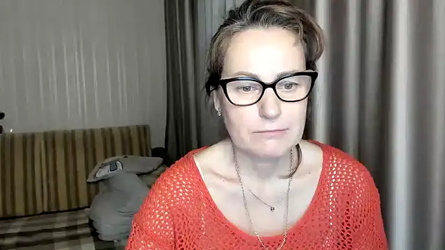 lauraoven online show from 10, 2, 2025