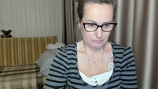 lauraoven online show from 18, 2, 2025